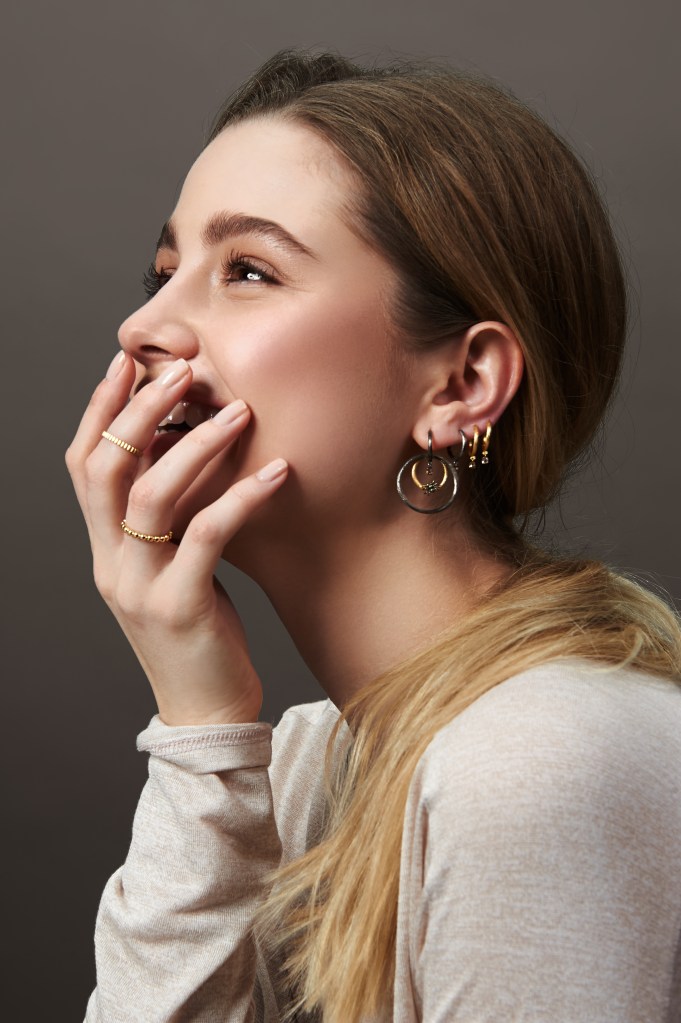 2016_01_21_Annoushka_HOOPLA4598